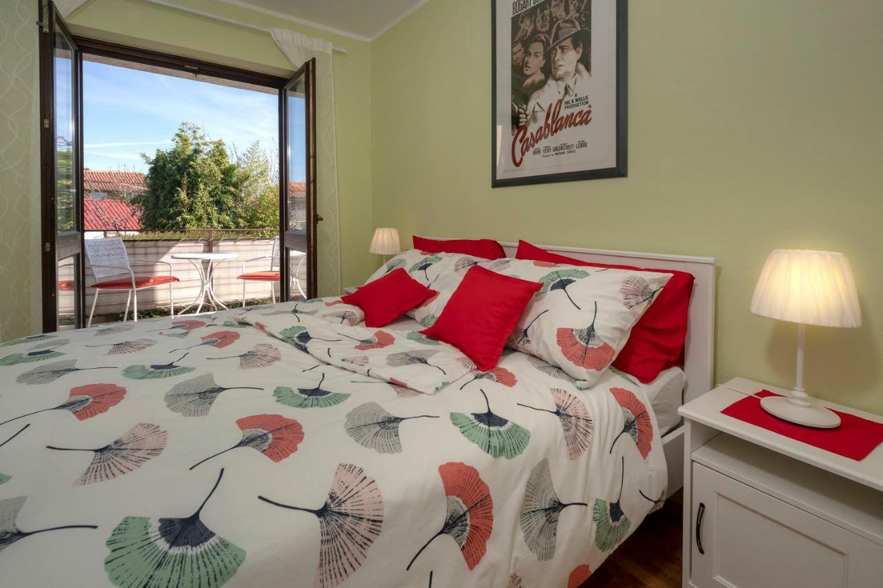 Apartment Kika Porec Exterior photo
